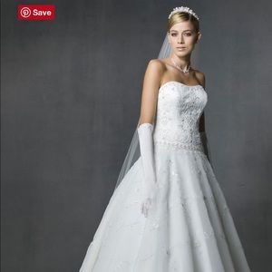 Oleg Cassini white wedding dress brand new size 10